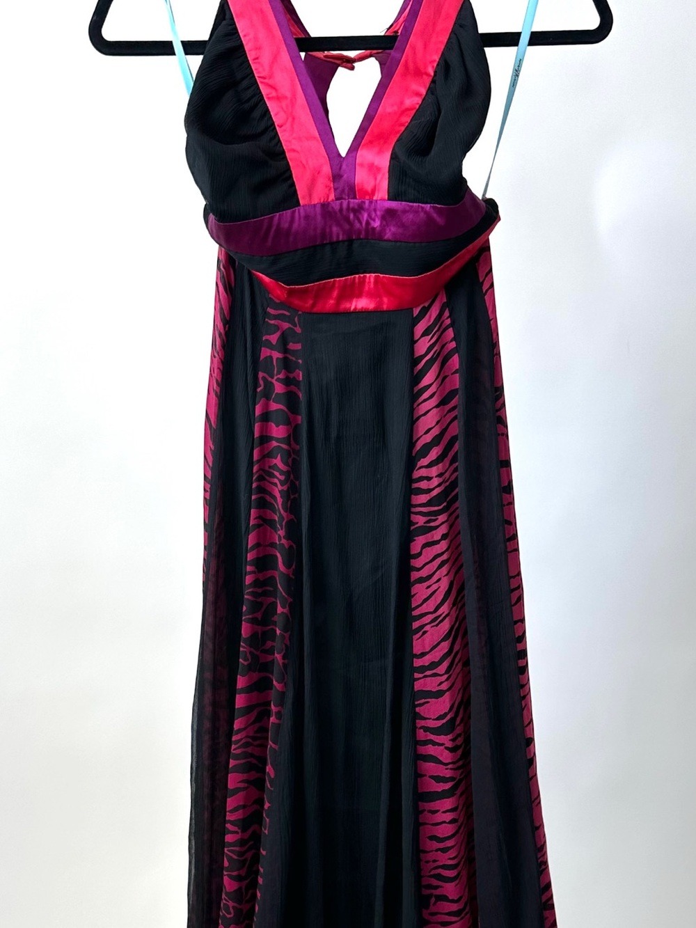 VTG Marciano Black and Fuchsia V-Neck Evening Dress Halter Maxi Size-XS